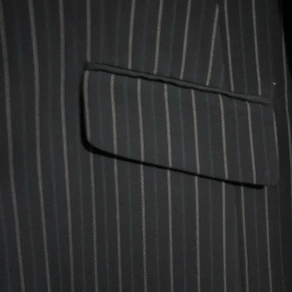 ANNE KLEIN - Pant Suit. Black Pinstripe Blazer and Pants. - Picture 4 of 15